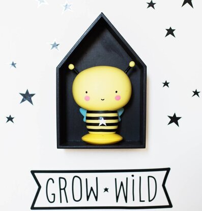 Bild av charmig nattlampa i form av ett tecknat bi