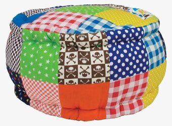 Bild av färgglad sittpuff med unik patchworkdesign