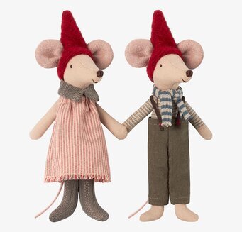 Bild av julmöss med charmiga detaljer och stil