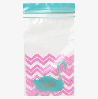 Bild av färgglad ziplockpåse med mönster och text