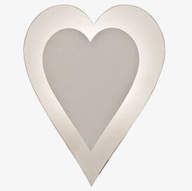 Foto av elegant hjärtformad vägglampa med mjuk belysning