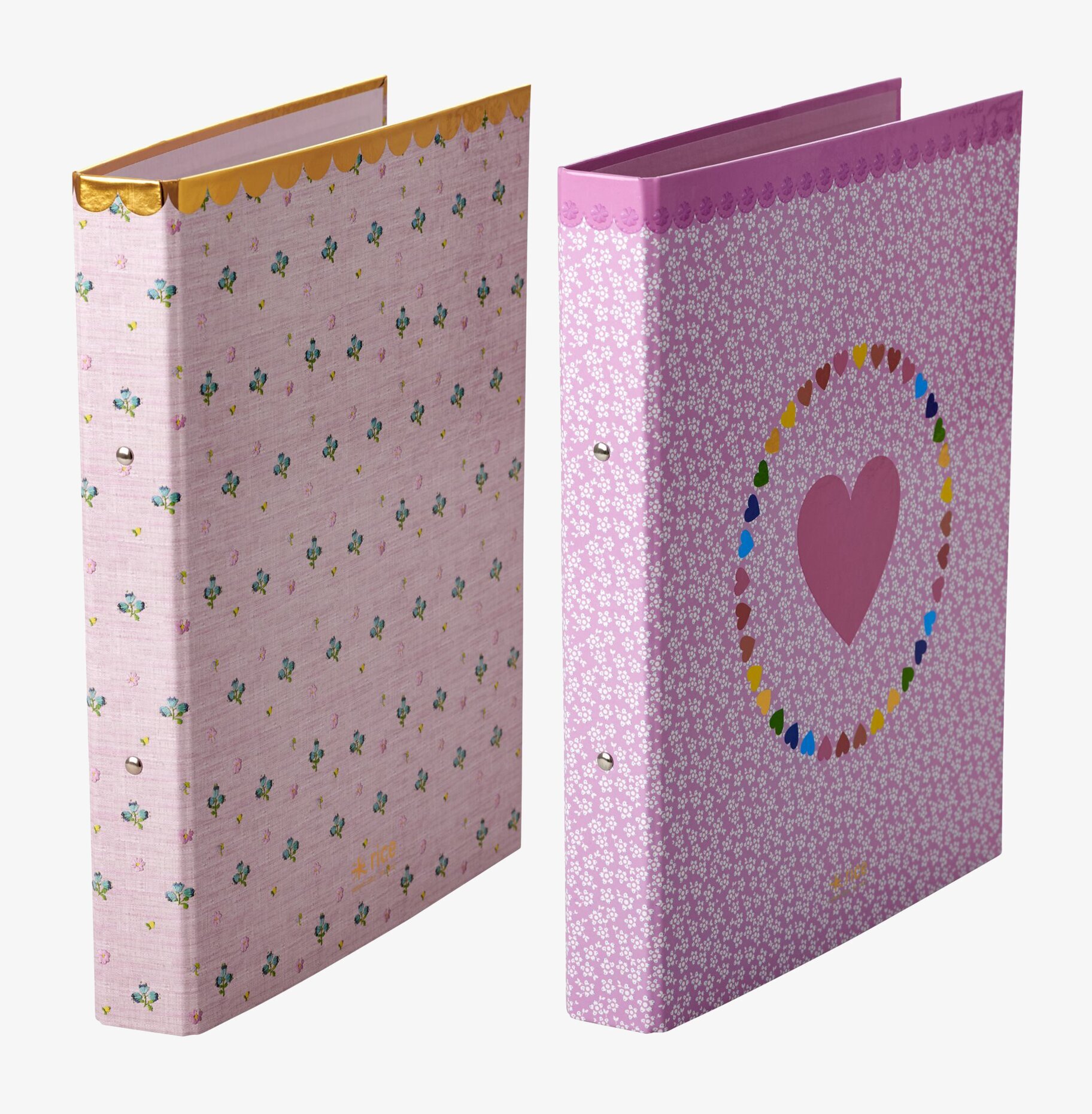 Bild på färgglada och stilrena A4-pärmar med mönster