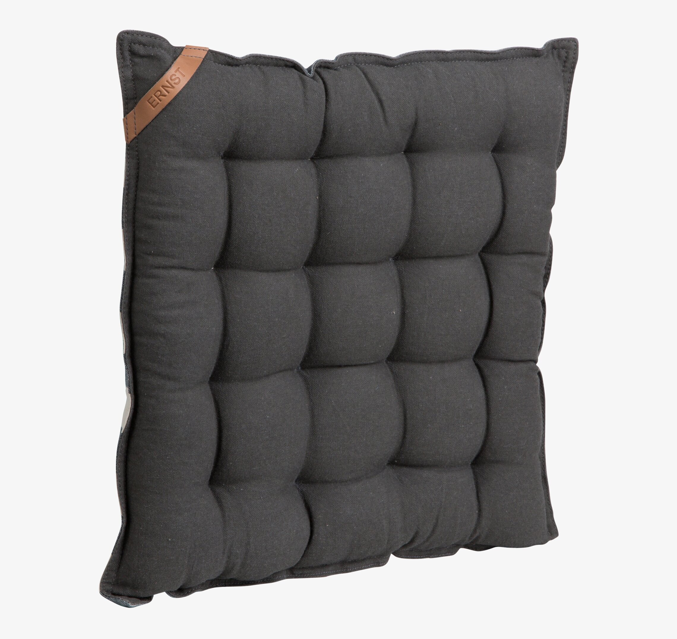 Bild av stilren och bekväm sittdyna i grått mönster