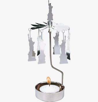 Bild av änglaspel med Frihetsgudinnan och värmeljus