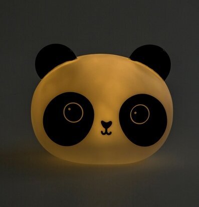 Bild av lekfull nattlampa formad som pandaansikte