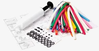 Bild av kreativt ballongkit med pump och instruktioner