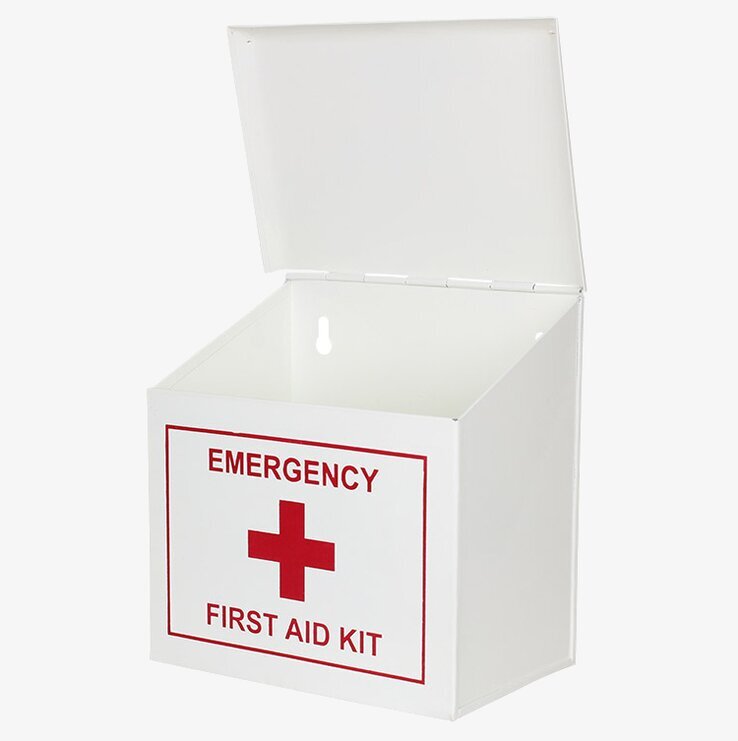 Plåtburk First Aid Kit från Strömshaga med röd korssymbol