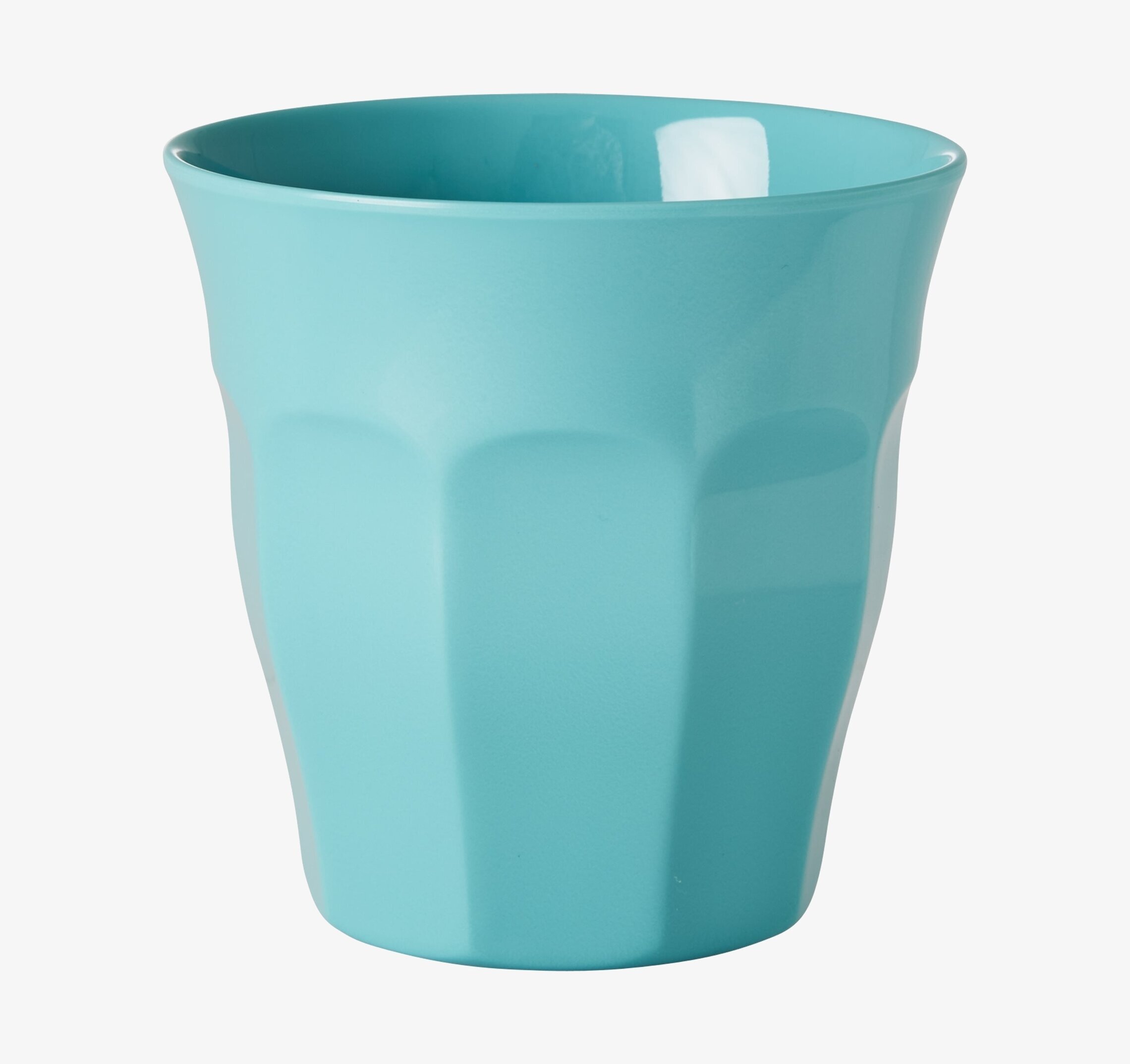 Mugg Aqua från Rice i plast, turkos med fasetterad yta