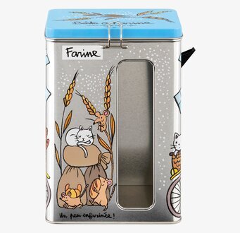 Bild av charmig plåtburk för mjölförvaring i köket