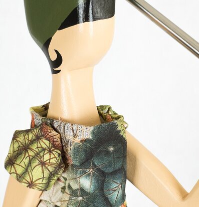 Bild av unik och konstnärlig bordslampa i modern stil