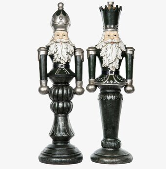 Bild av eleganta nötknäpparfigurer i grönt och silver