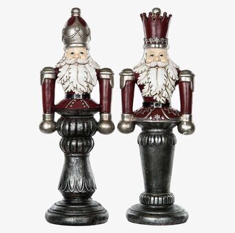 Bild av två ståtliga och detaljerade nötknäppare