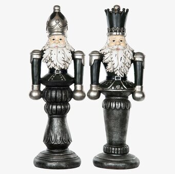 Bild av dekorativa nötknäppare med traditionell elegans