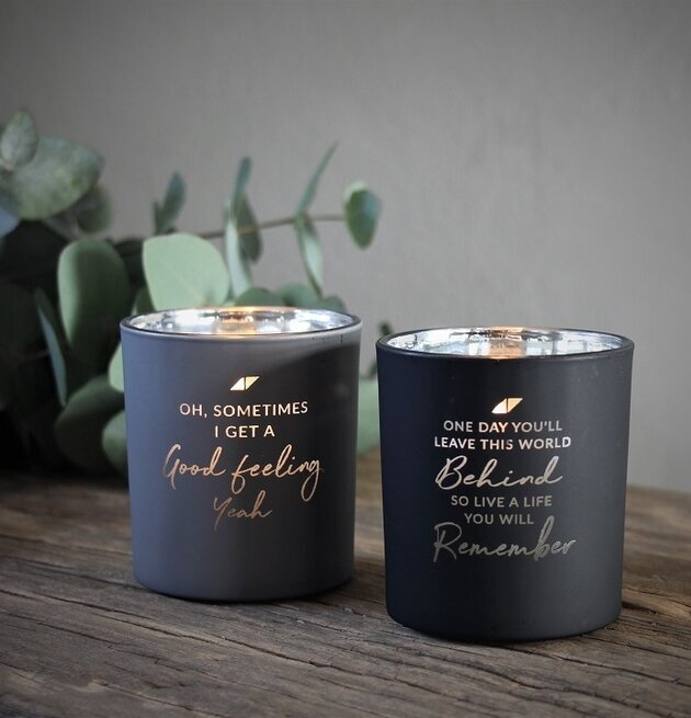 Ljuslykta Avicii - In Loving Memory från Majas Cottage