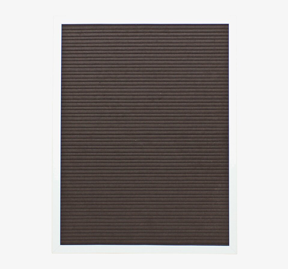 Bokstavstavla Vit/Svart Stor från Strömshaga med vit ram