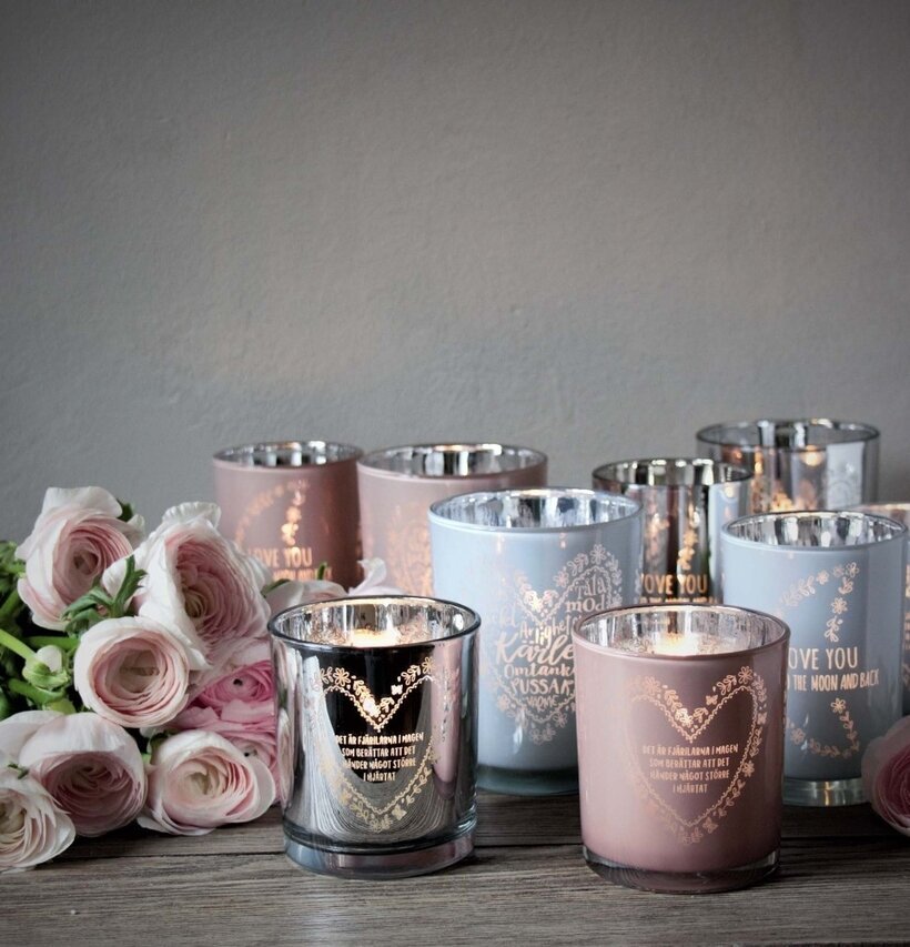 Ljuslykta - Moon Vit från Majas Cottage med blommor