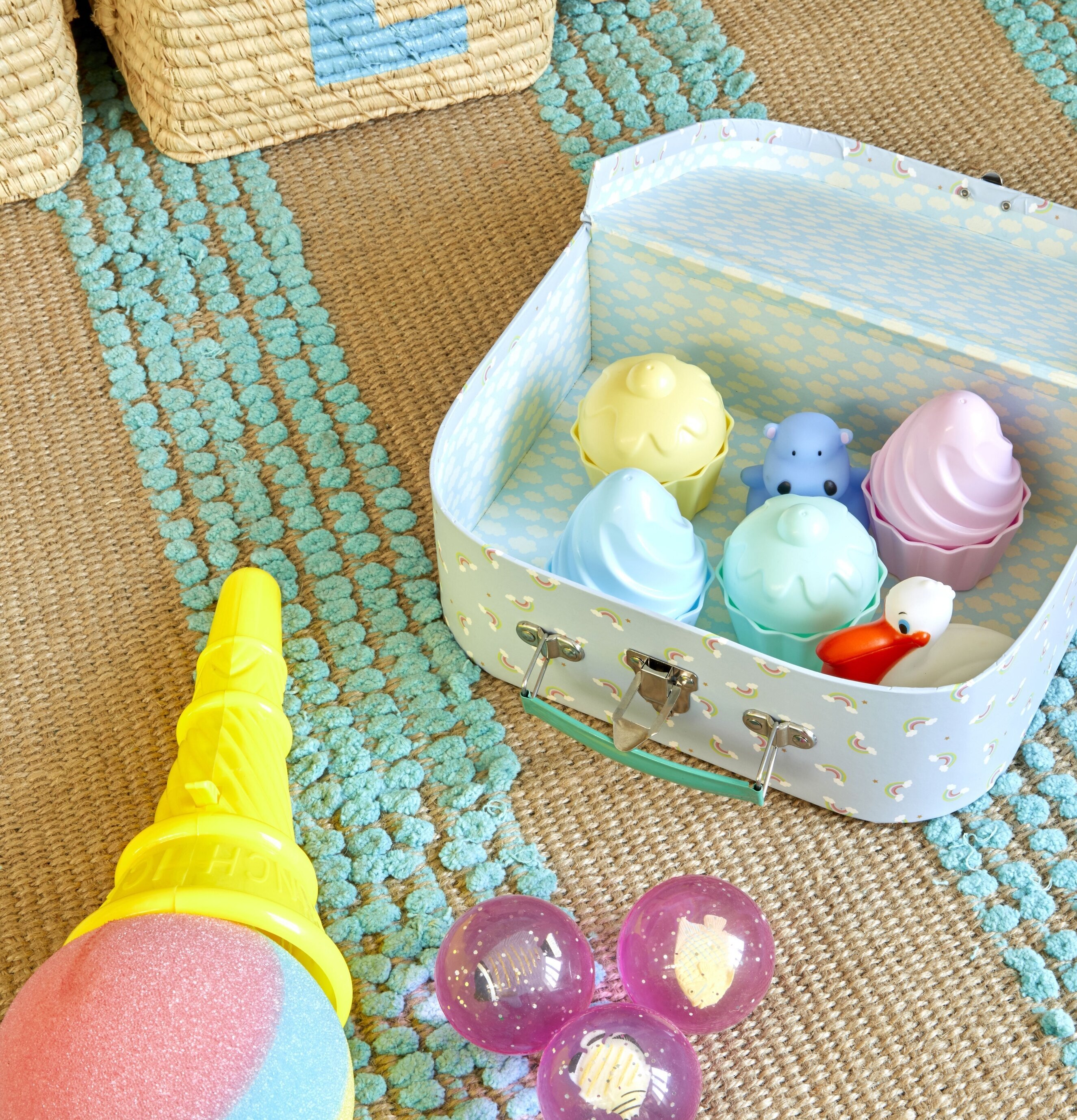 Sandformar Cupcakes från Rice i färgglad förvaringsväska