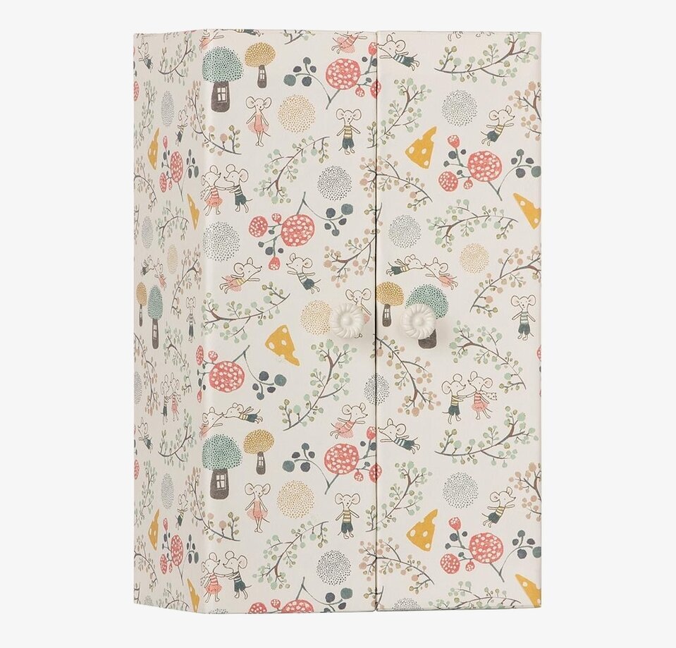 Bild av charmig kartong med lekfull och sagolik design