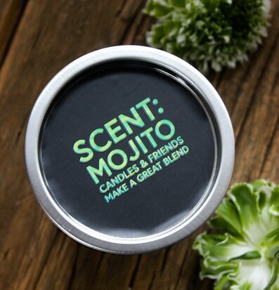 Bild av stilfullt doftljus med modern och jordnära design