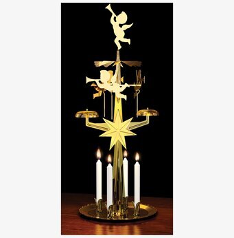 Foto av klassiskt änglaspel i elegant metallkonstruktion