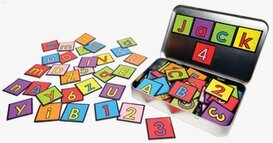 Bild av färgglada kylskåpsmagneter för kreativt kök