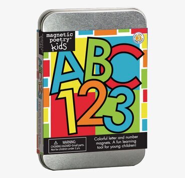 Bild av färgglada och pedagogiska kylskåpsmagneter för barn