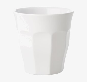 Foto av vit melaminmugg med elegant och enkel design