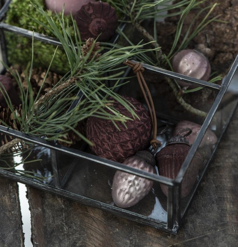 Glasbox 4-Fack från IB Laursen fylld med dekorationer