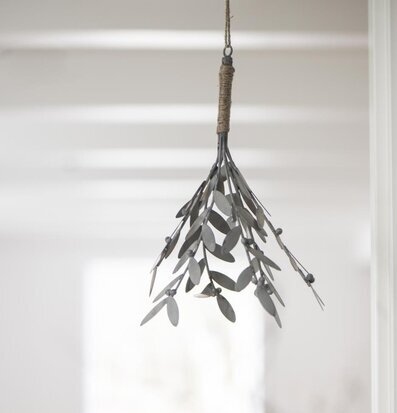 Bild av dekorativ metallmistel i stilren design
