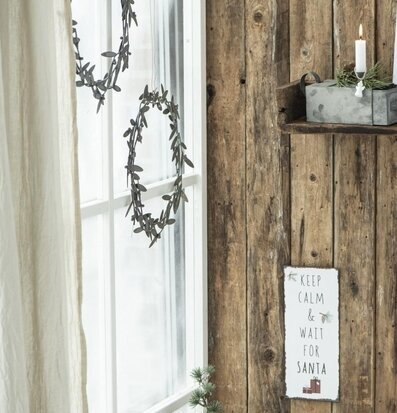 Bild av rustik juldekoration med varm atmosfär