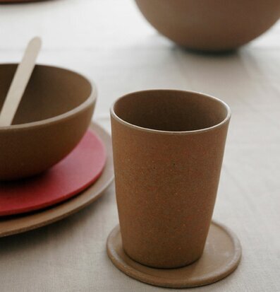 Underlägg från Zuperzozial med matchande kopp och skål