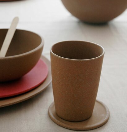 Underlägg från Zuperzozial med matchande kopp och skål