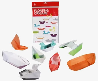 Bild av färgglada origami-båtar för kreativt skapande