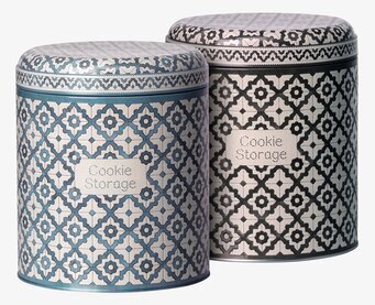 Bild på två dekorativa och funktionella kakburkar