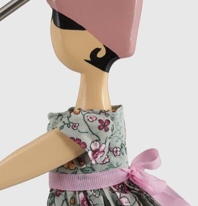 Bild av unik och kreativ bordslampa med dockdesign