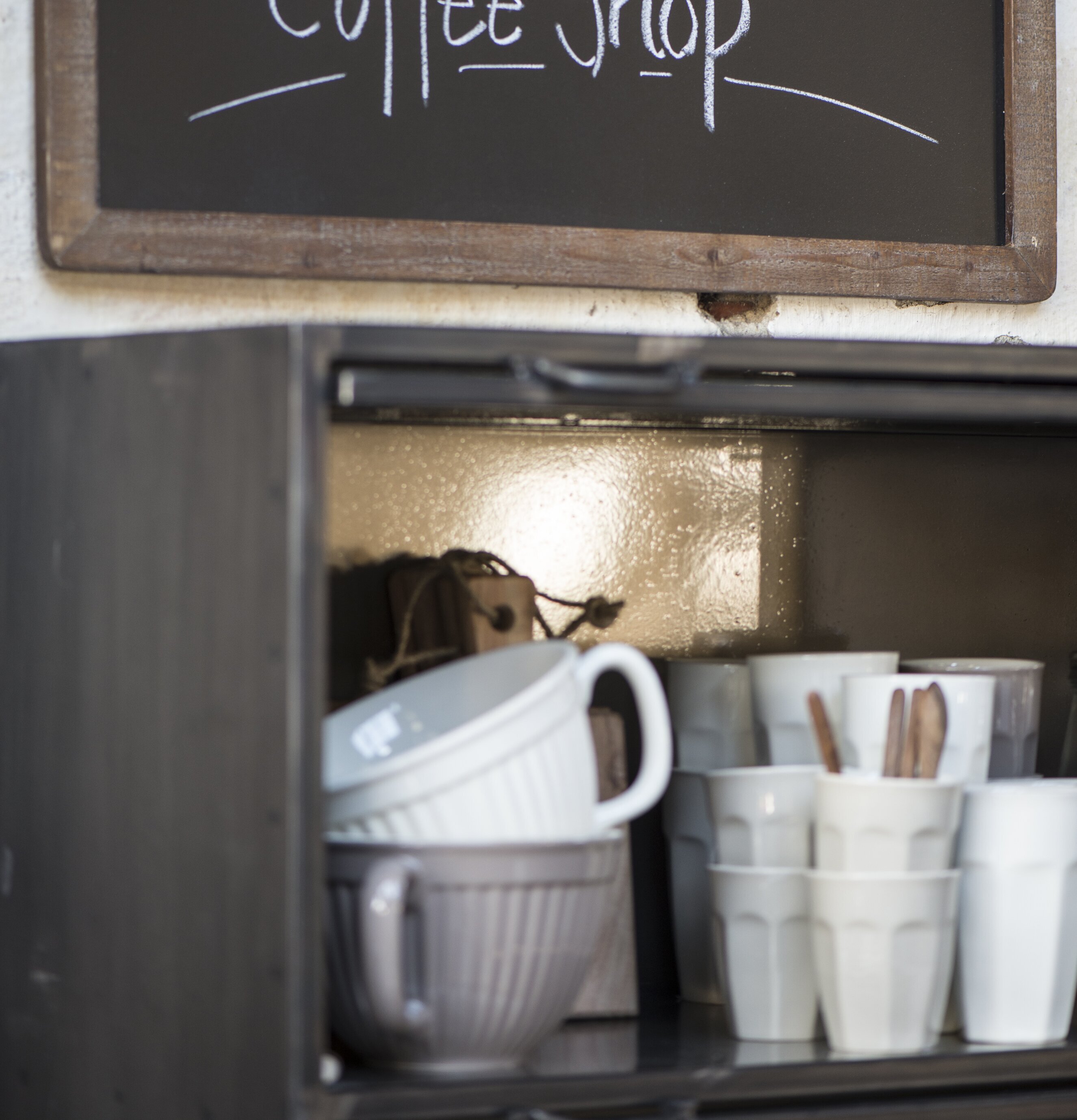 Vispskål Mynte Butter Cream från IB Laursen i köksmiljö