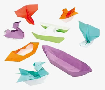 Bild av färgglada origami-figurer i geometriska former