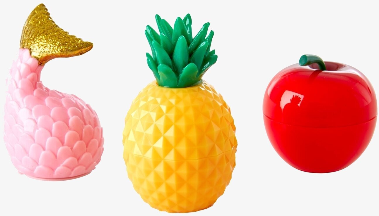 Läppbalsam Rice från Rice i rosa fiskstjärt, ananas och äpple