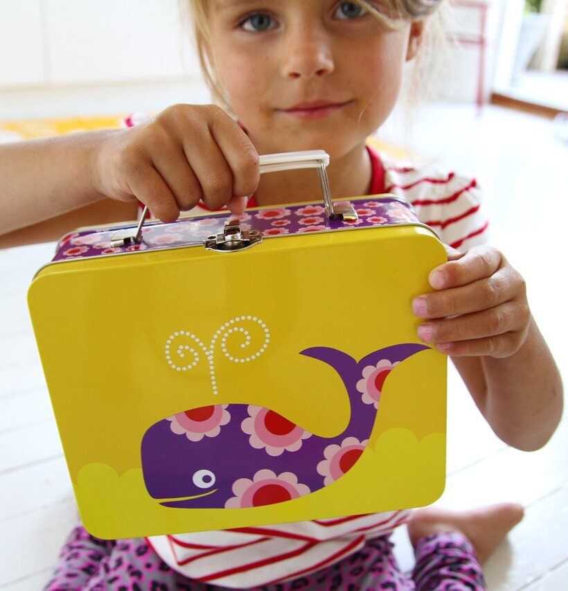 Bild av färgstark och lekfull lunchlåda för barn