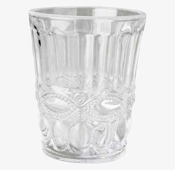 Bild av elegant dricksglas med intrikat mönster