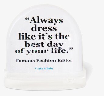 Bild av elegant och inspirerande snöglob med citat