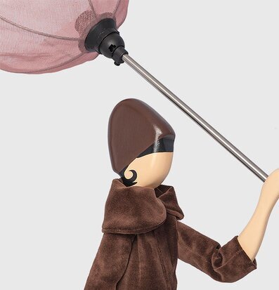 Bild av unik bordslampa med konstnärlig design