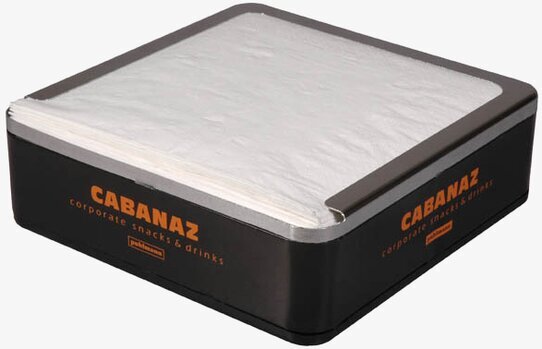 Servettställ kvadrat svart från Cabanaz på en ren yta