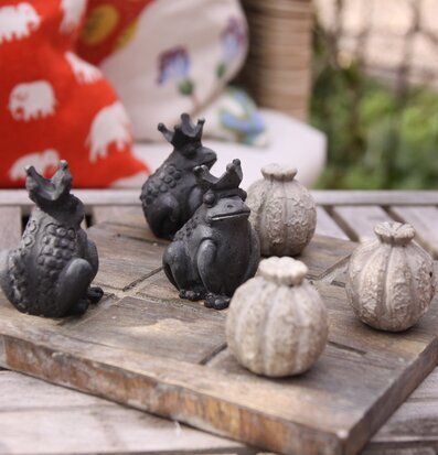 Bild av ett charmigt och rustikt brädspel i trä