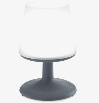 Bild av modern och stilren lampa för hem och uteplats