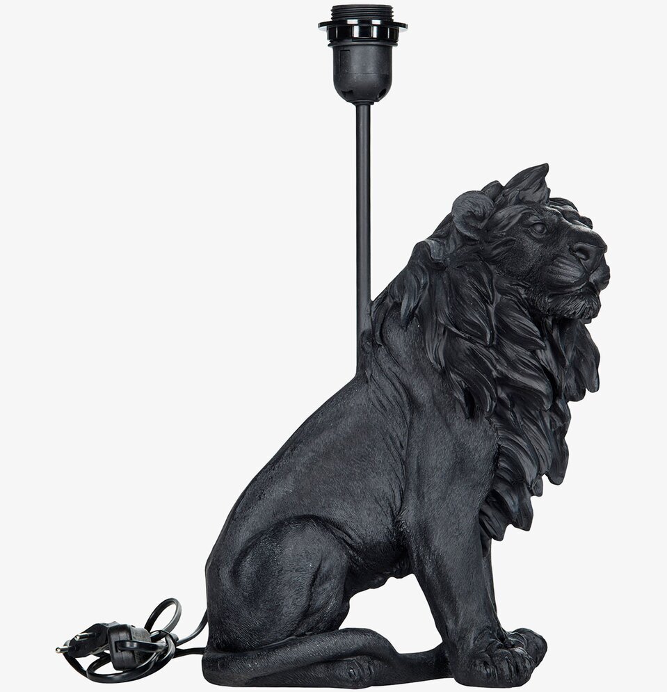 Lampa Lejon Svart från A Lot Decoration, en unik armatur