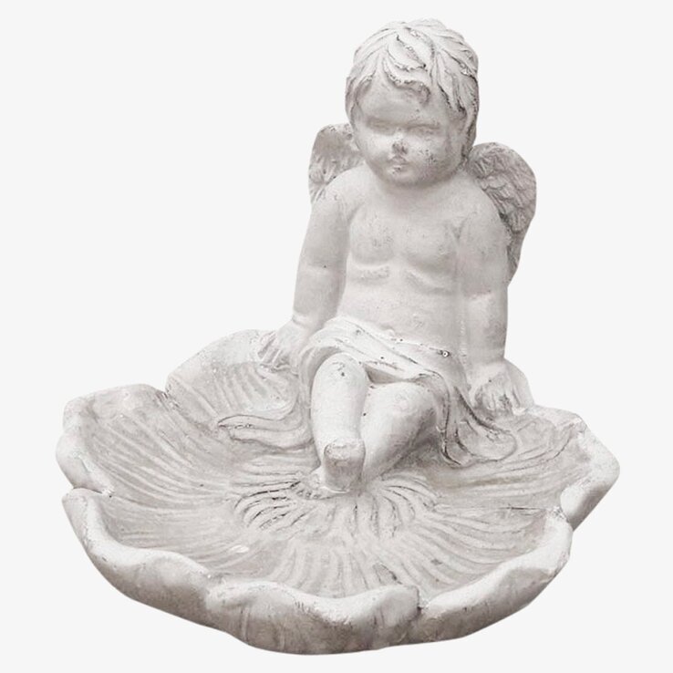 Bild av dekorativt fågelbad med ängel i trädgård