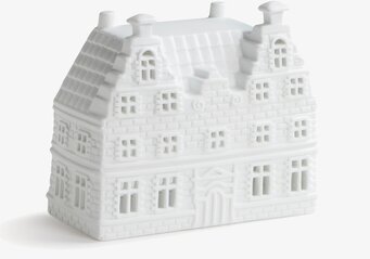 Bild av en elegant ljuslykta med arkitektonisk design