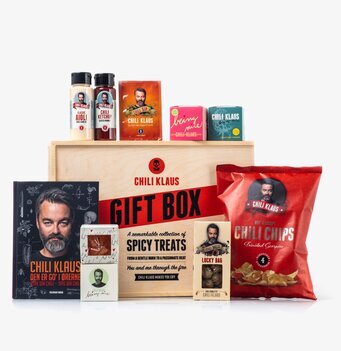 Bild av färgstarka produkter i harmonisk komposition