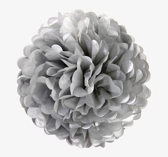 Bild av dekorativ silverpompom för eleganta tillställningar